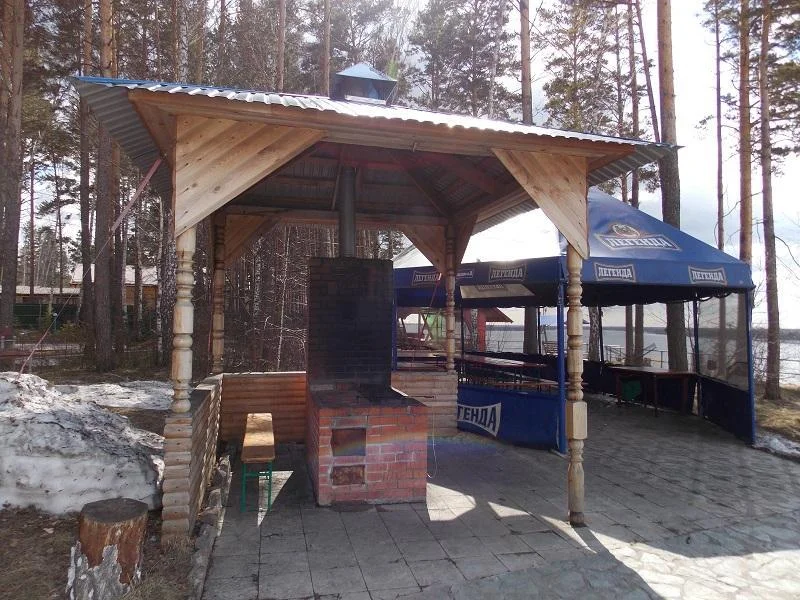 Шатер-беседка на 20 человек на берегу реки Обь