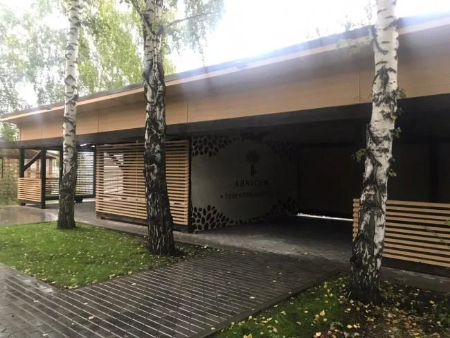 Большая веранда для средних мероприятий до 50 человек