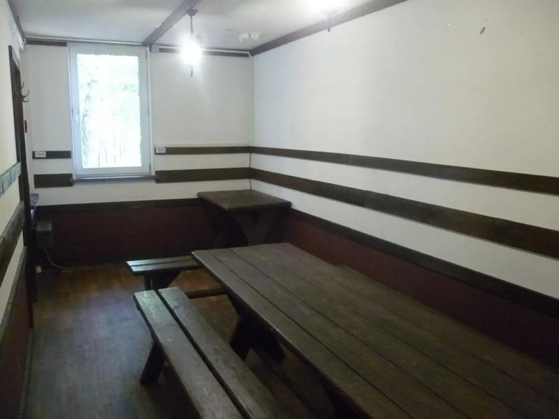 Аренда банкетного помещения на Шарташе до 16 человек — Каменный Пляж