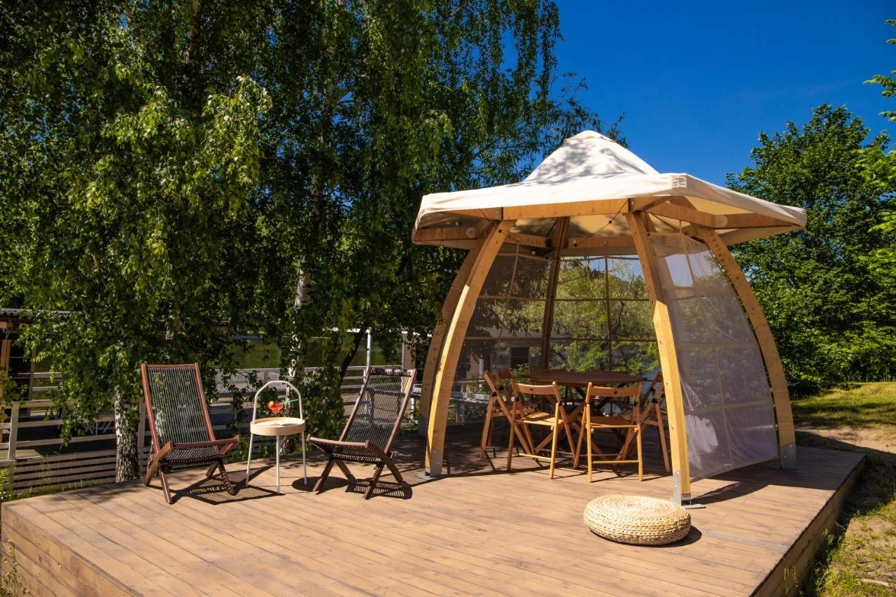 Тамага возле реки на 8 человек — «Серебряный бор»