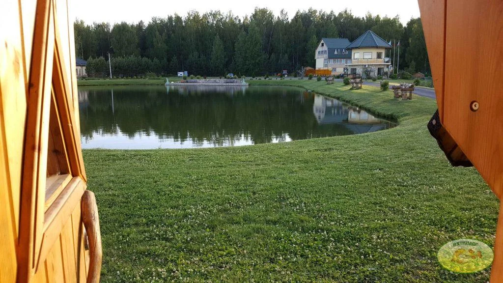 Финский гриль домик KotaHouse возле пруда