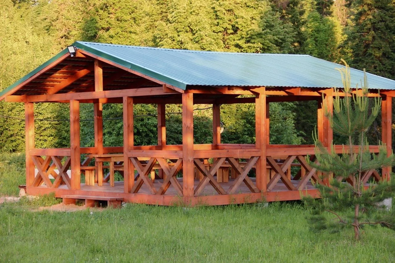 Взять в аренду летние беседки на лыжной базе отдыха «GREEN PARK»