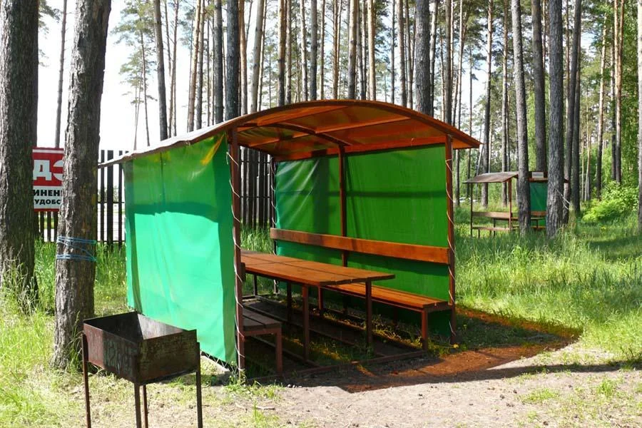 Маленькие беседки до 15 человек на базе отдыха «Азимут-Н»