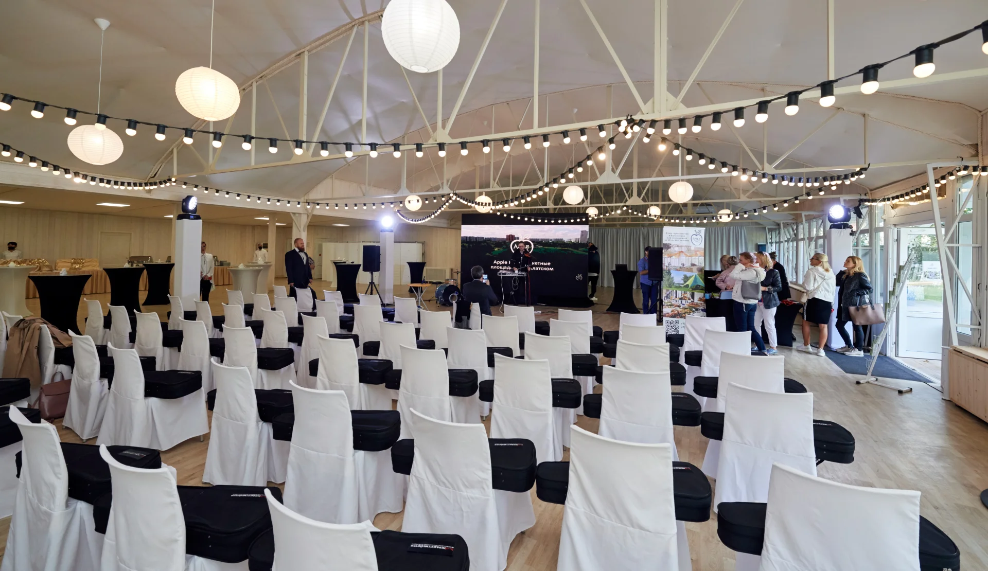 Банкетные залы для компаний от 10 до 500 человек на природе