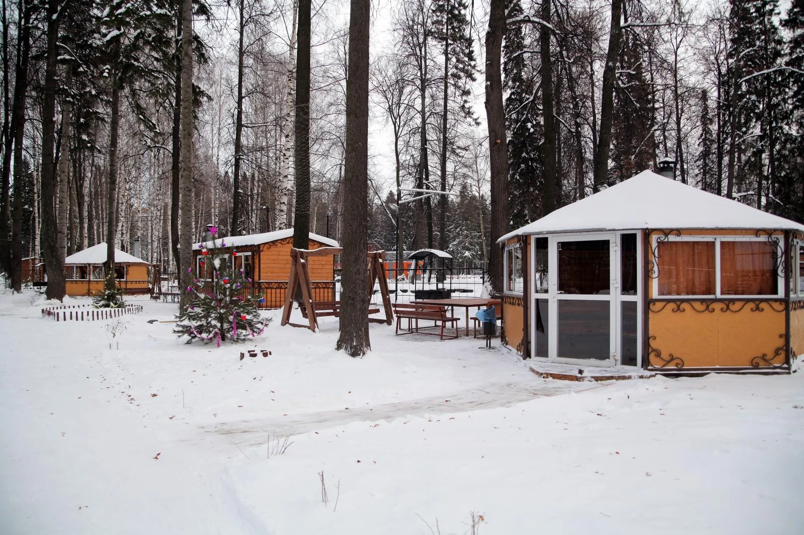 Аренда беседок для отдыха в на территории “Park-Kart”