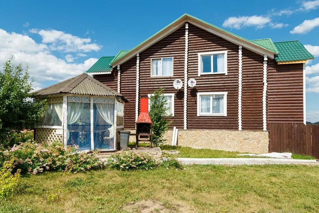 Аренда беседки для пикника до 8 человек в Загородном клубе «Белая лошадь»