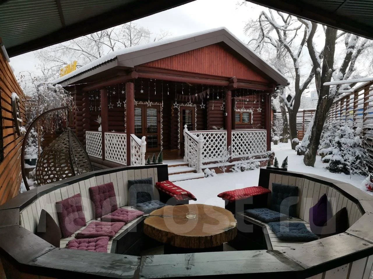 Аренда домика с большой верандой и зоной барбекю