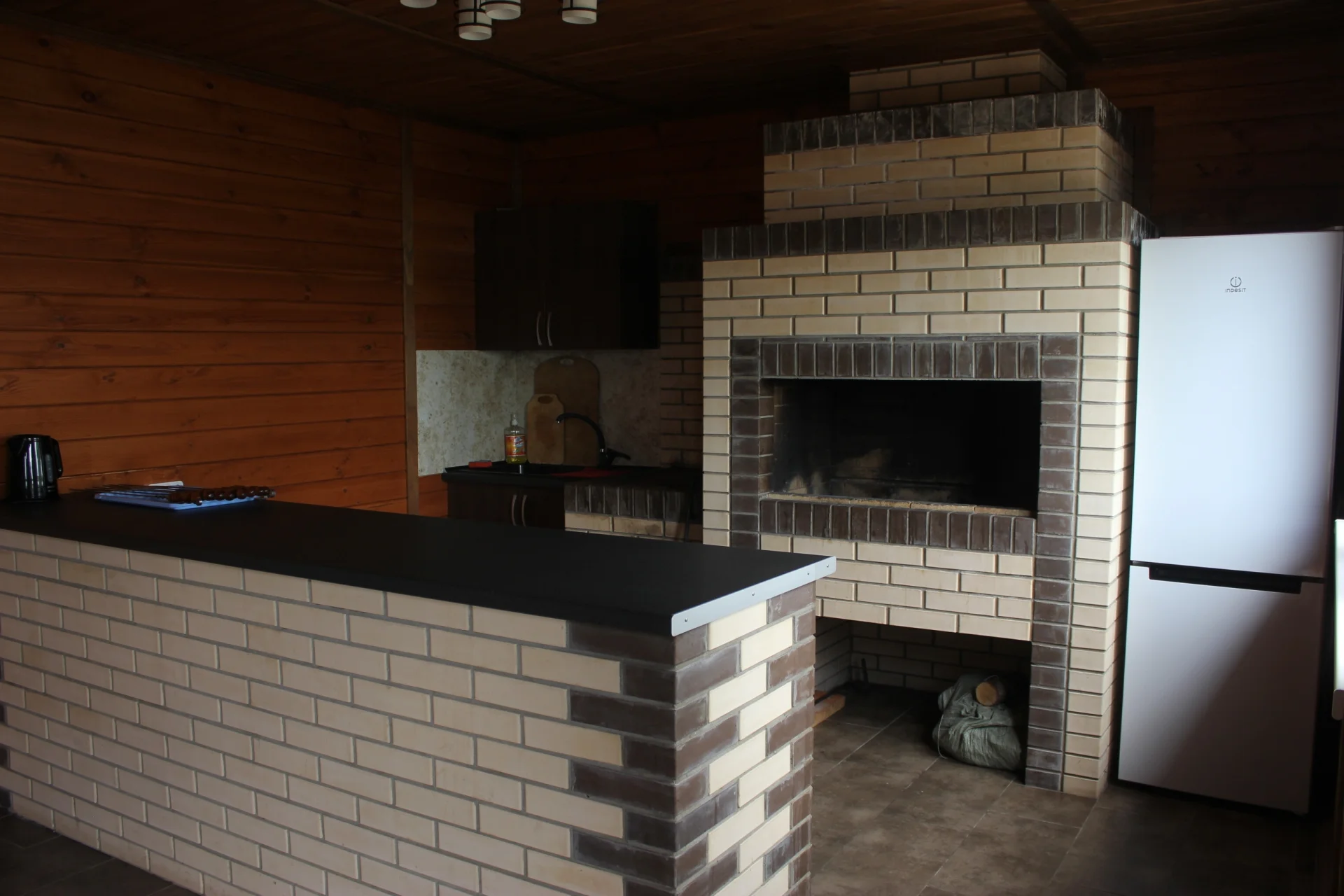 Большая беседка на 30 человек — Рыболовная база «Родные просторы»