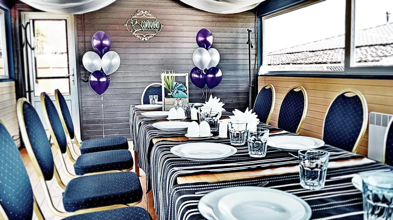 Теплая беседка с мангалом у пруда!