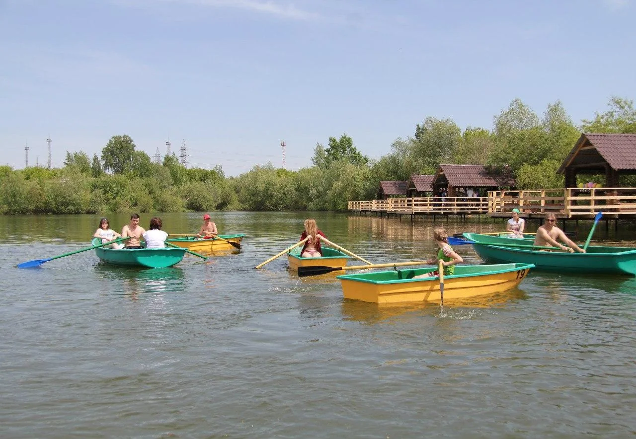 Озеро Спартак, досугово-развлекательный центр