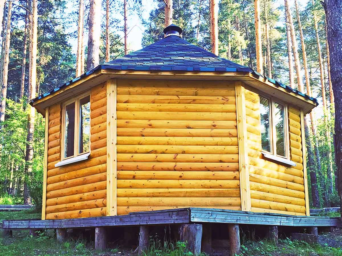 Аренда финского гриль домика и беседки на Спортивной базе в Екатеринбурге