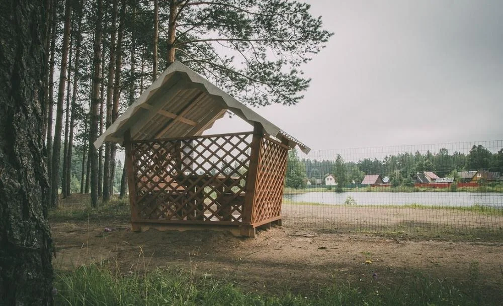 База активного отдыха Пикник сдает в аренду беседку