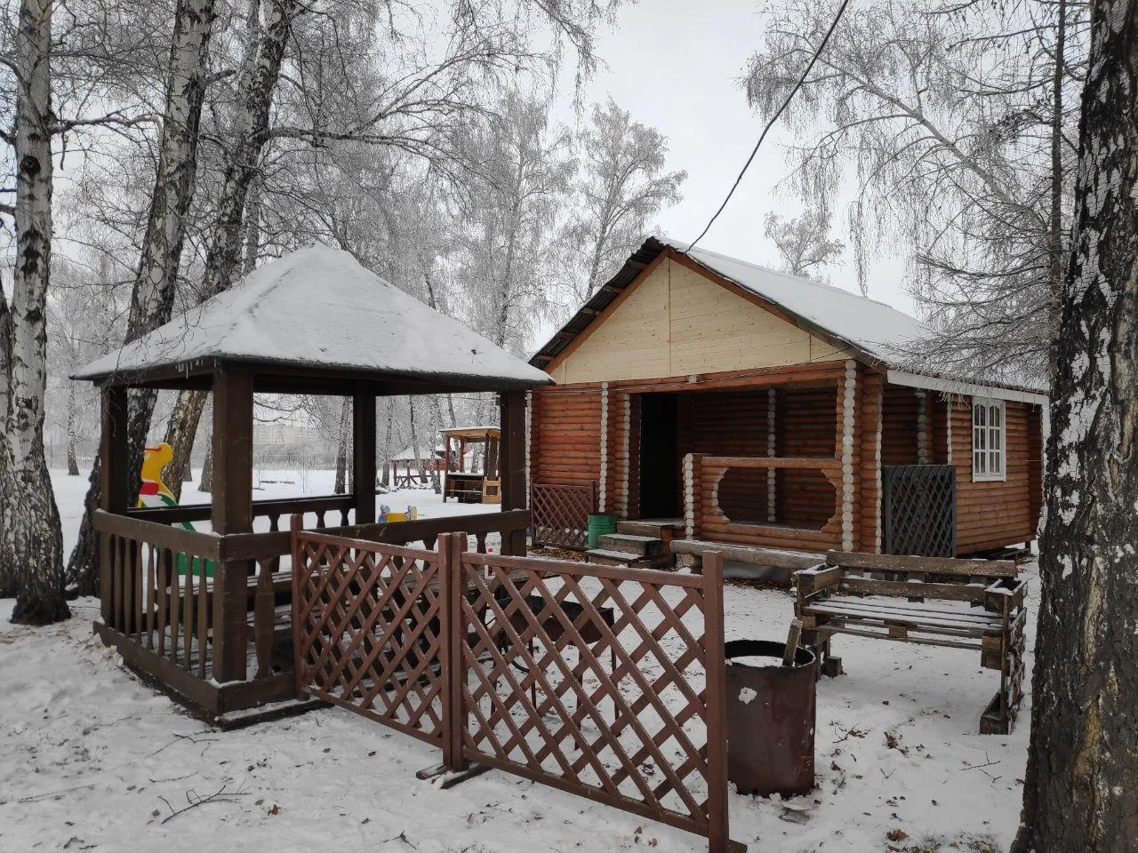 Беседки на 16 человек  в «Парке на Королево» в Омске