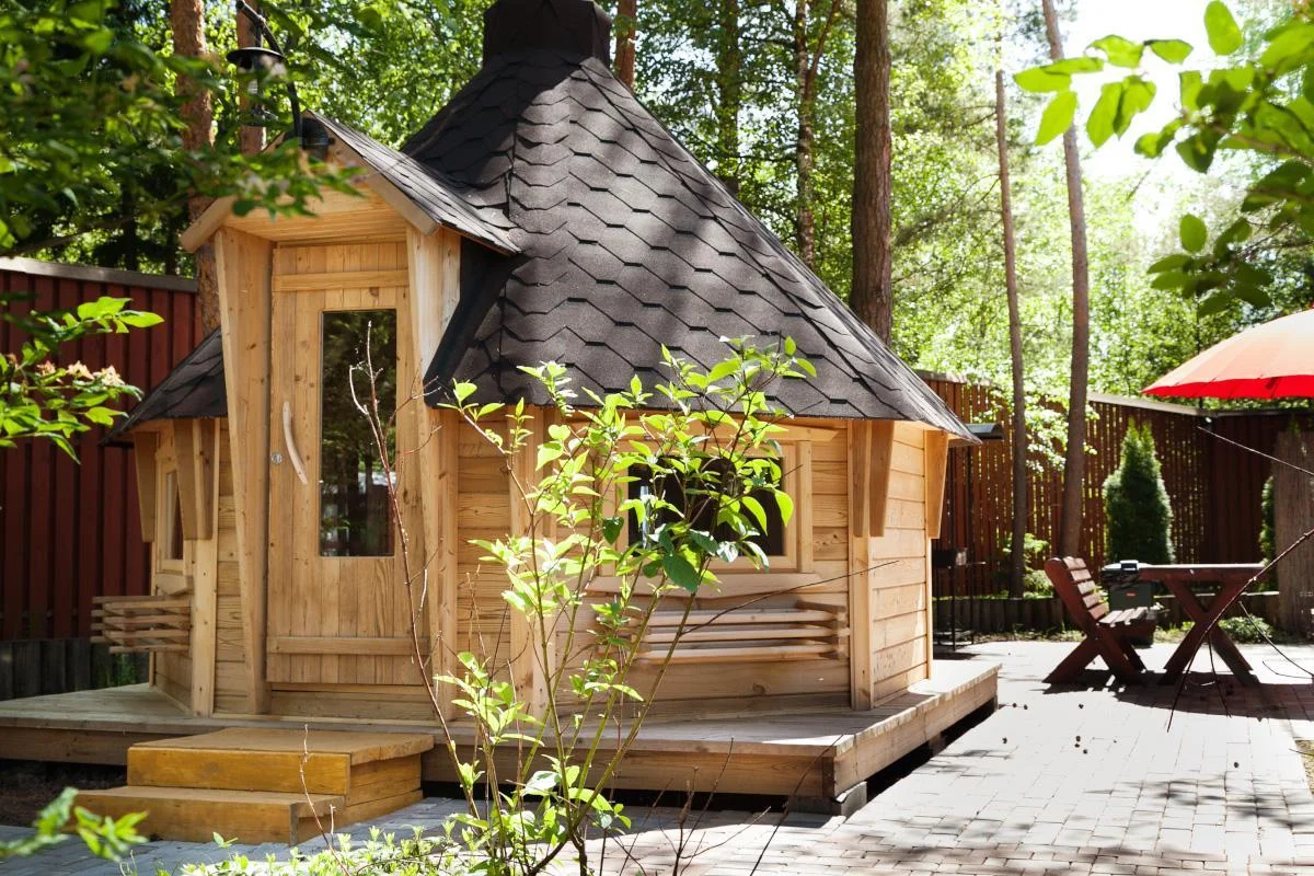 Барбекю домики (малый и большой) от 6 до 10 человек