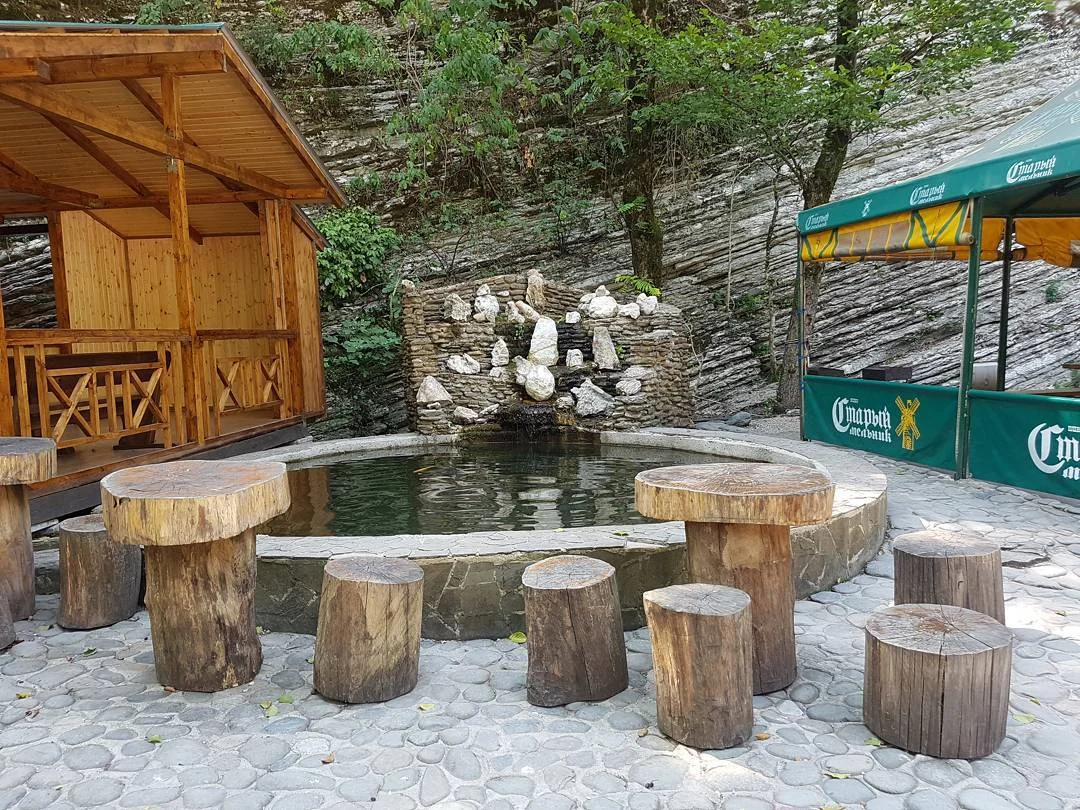 Отдых в пикниковом комплексе «Ахштырский каньон»