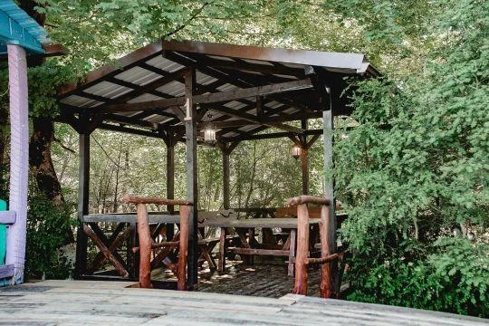 Снять беседки в эко-парке «Вотчина»