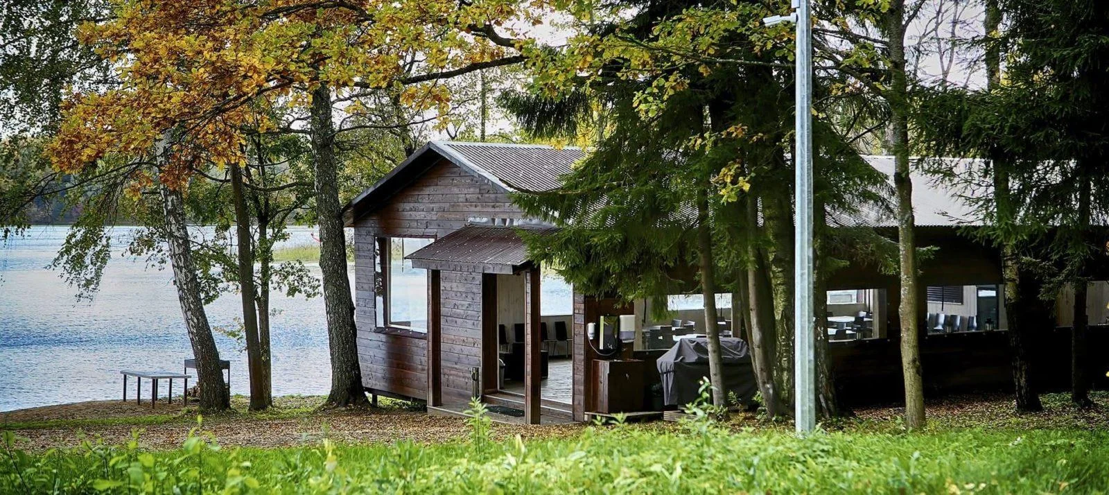 Снять веранду в Подмосковье вместимостью на 50 персон