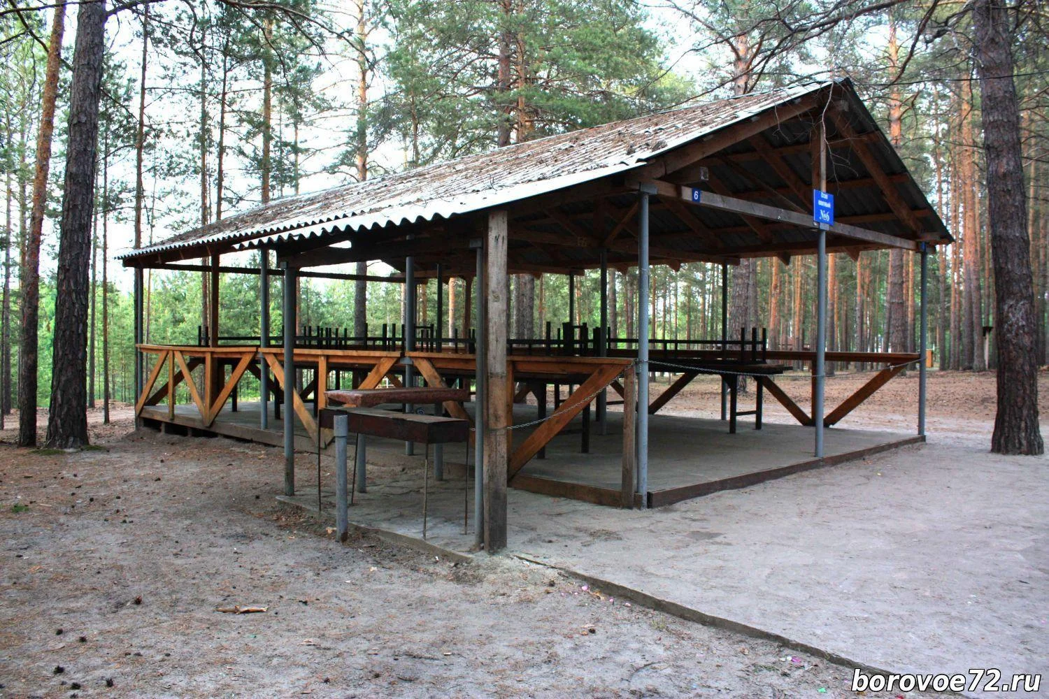 Беседки и мангальные зоны на базе отдыха “Боровое”