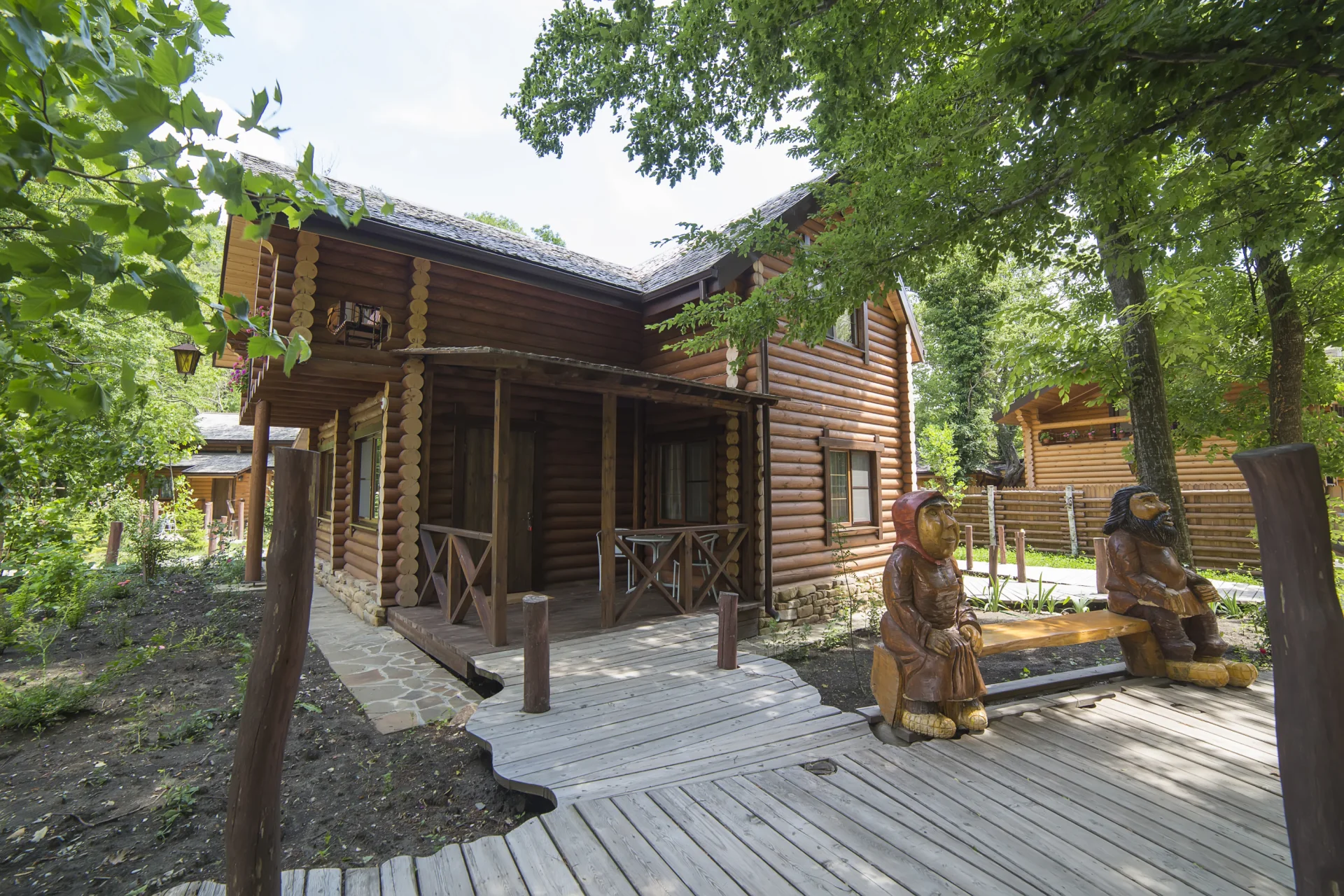 Аренда гостевого дома недалеко от Геленджика — Лесная Заимка