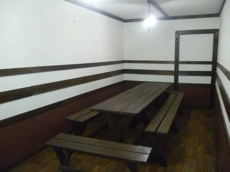 Аренда банкетного помещения на Шарташе до 16 человек — Каменный Пляж