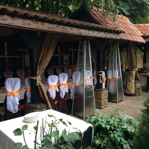 Большая летняя веранда ресторана «Рыбацкая деревня» в аренду