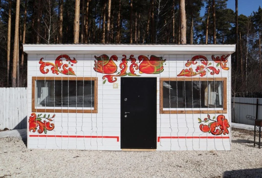 Отапливаемая Беседка в «Трех Богатырях»