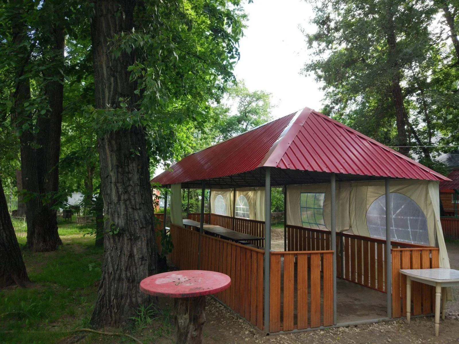 Беседки для шашлыка в Саратовской области