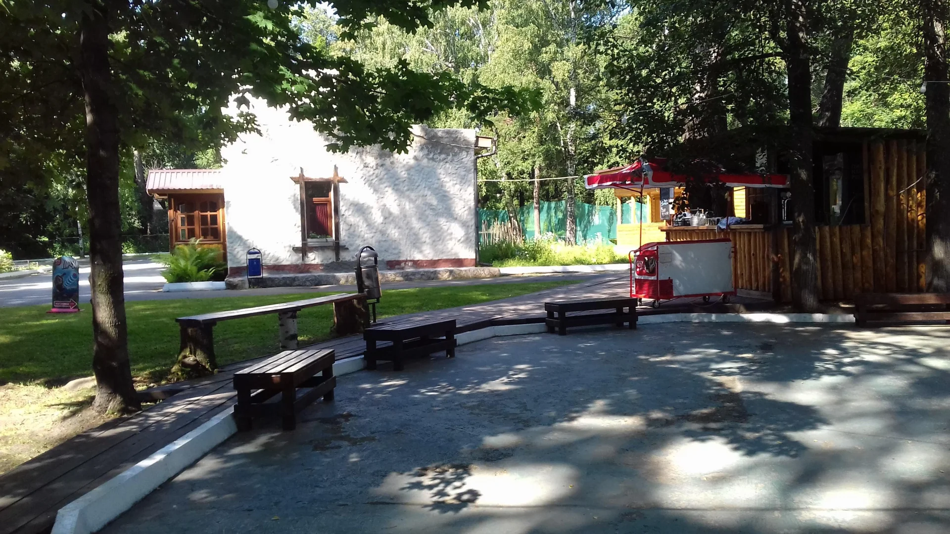 Открытые беседки с мангалами — База отдыха «Мыс Рундук»