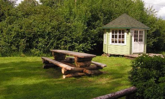 Территория отдыха “Островки” предлагает в аренду беседки