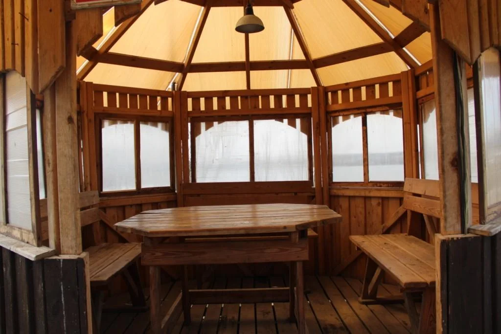 Стандартные беседки вместимостью от 8 до 15 человек