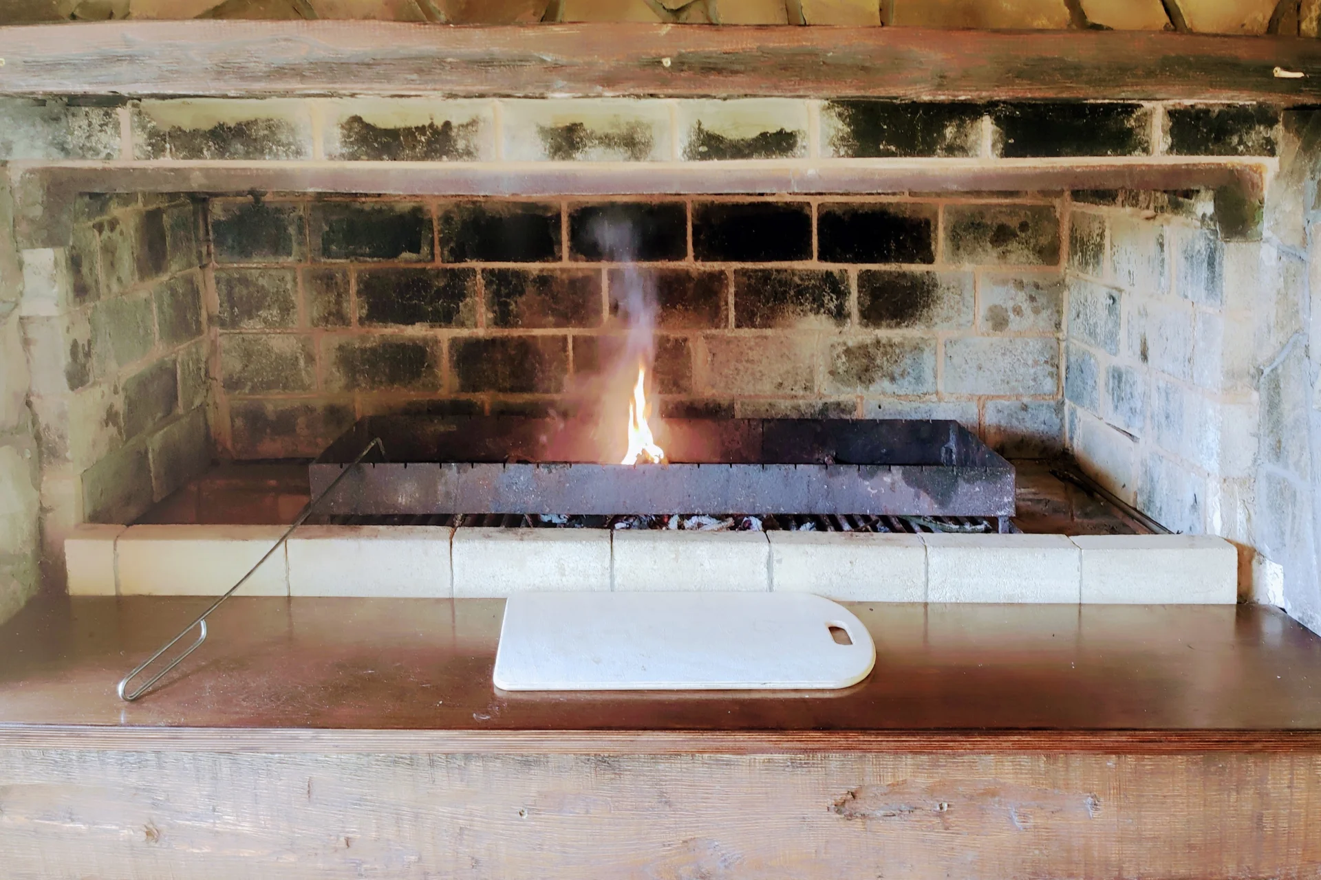 Беседка в лесу, база отдыха 8-й пост