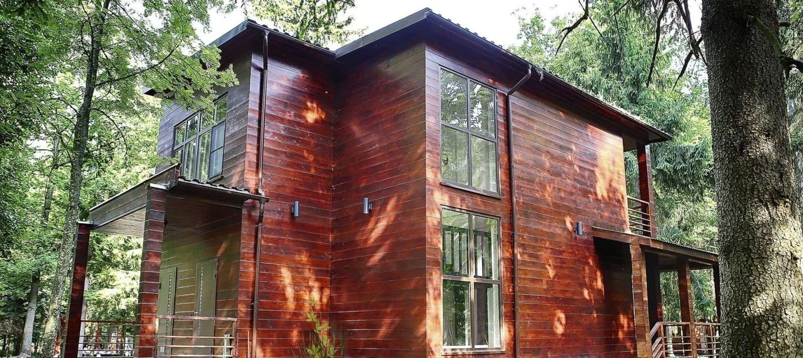 Беседка недалеко от Москвы на базе отдыха Босиком