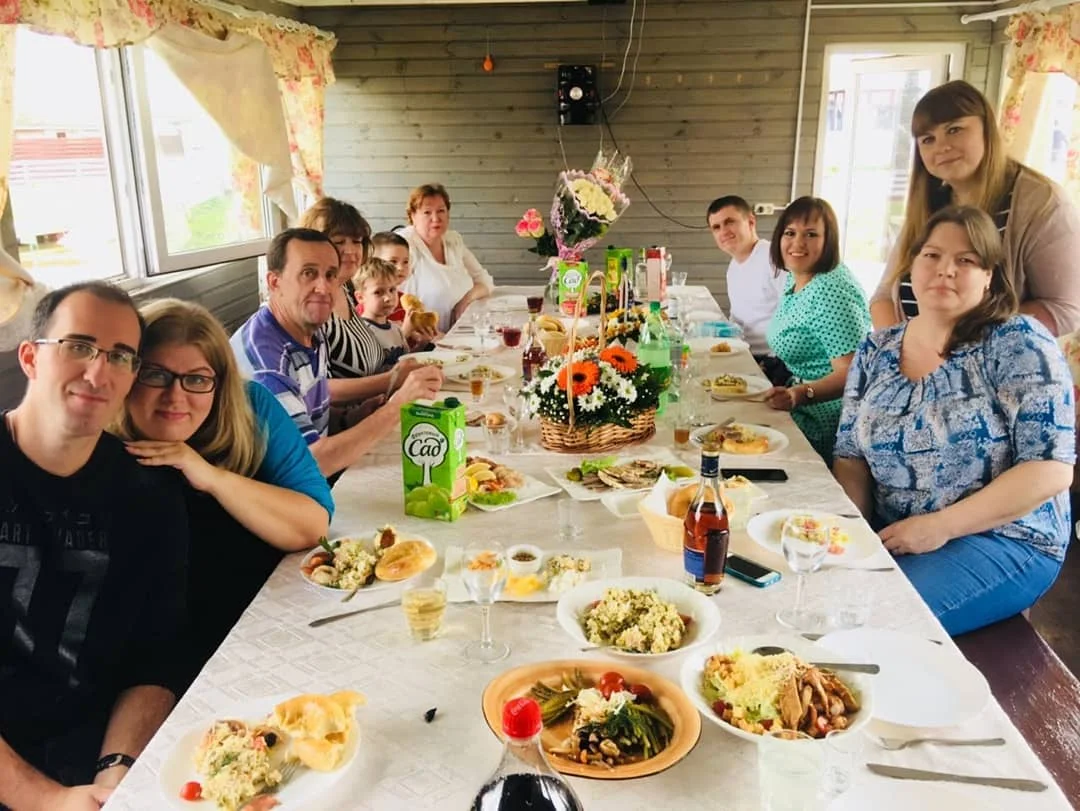 Теплая беседка с мангалом у пруда!