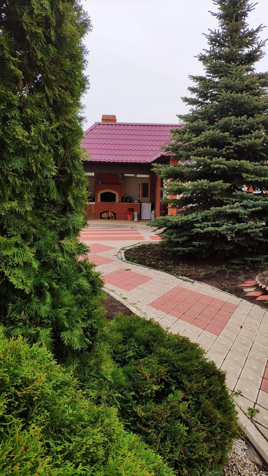 Беседка на 20 человек в черте города с мангальной зоной